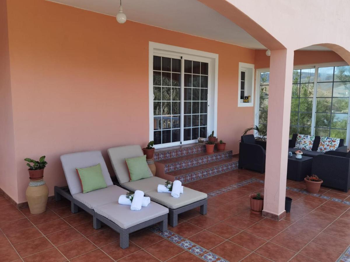 Casa La Gualjama Tesejerague Villa Exterior photo